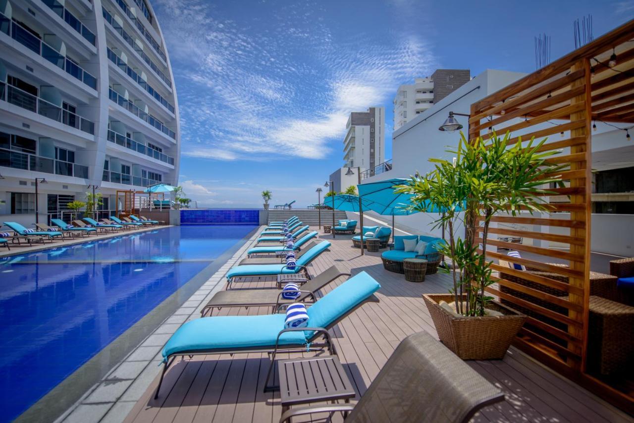 Wyndham Manta Sail Plaza Hotel And Convention Center Extérieur photo