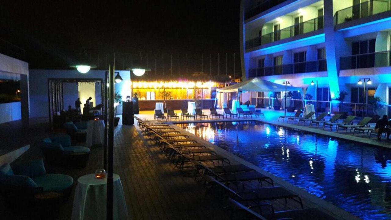 Wyndham Manta Sail Plaza Hotel And Convention Center Extérieur photo