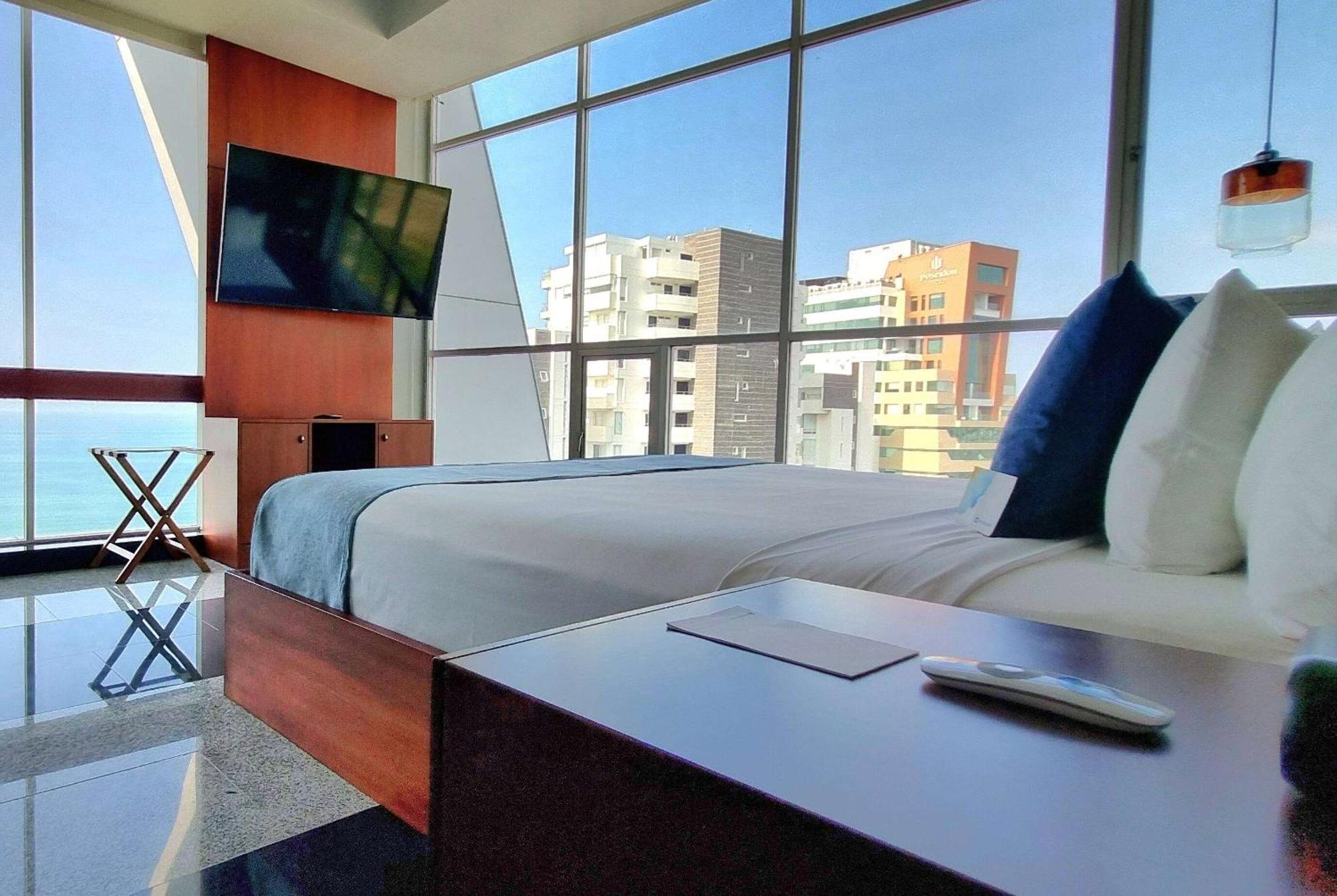 Wyndham Manta Sail Plaza Hotel And Convention Center Extérieur photo
